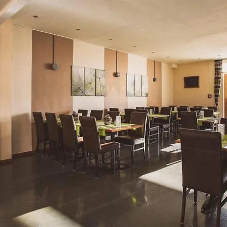 Hotel Rhon
